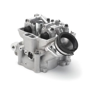 B7B-E11B0-V0-00-GYTR-CYLINDER-HEAD-YZ250F-Studio-002_Tablet