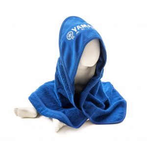 N24-KB705-E0-00-YAMAHA-RACING-BABY-BATH-CAPE-Studio-001